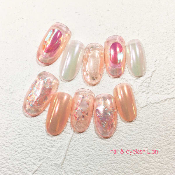 うるうるオーロラネイル