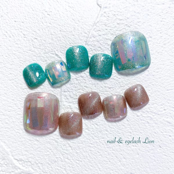 うるうるオーロラフットネイル