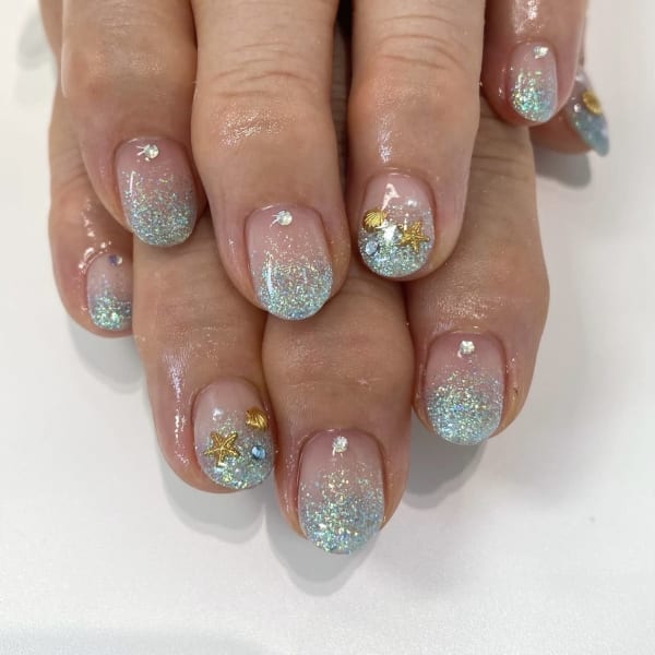 〈ジェル〉サマーネイル