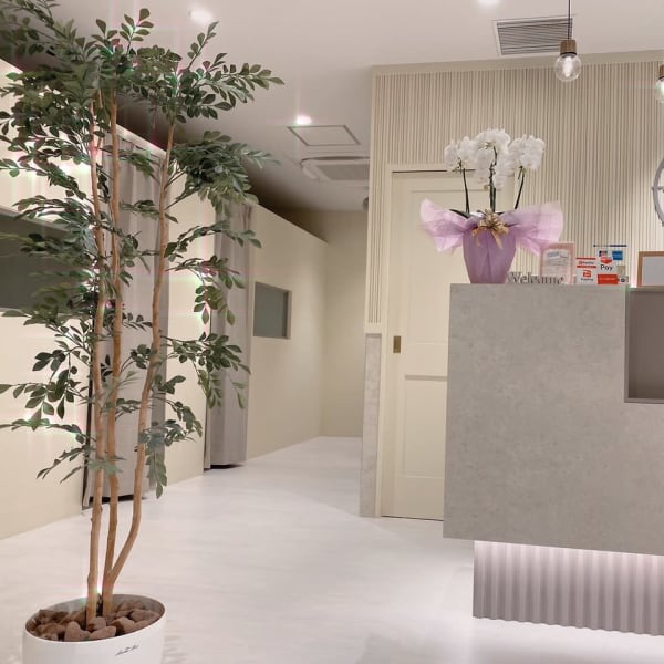 HAIR & MAKE EARTH センター南店