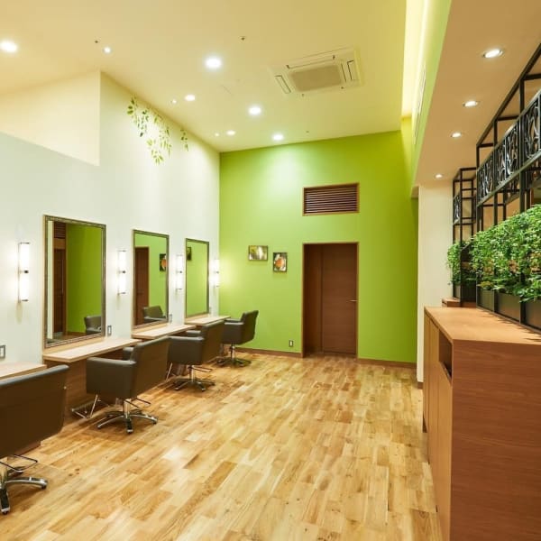 SOCIE AVEDA さいたま新都心店