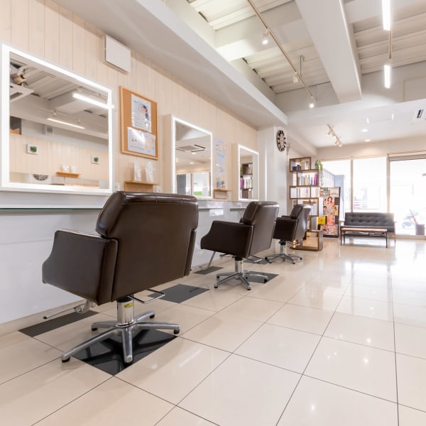 ブロッサム 鶴瀬店