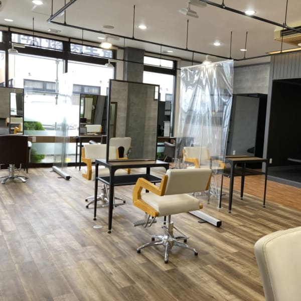 U-ra  by wells大和八木店