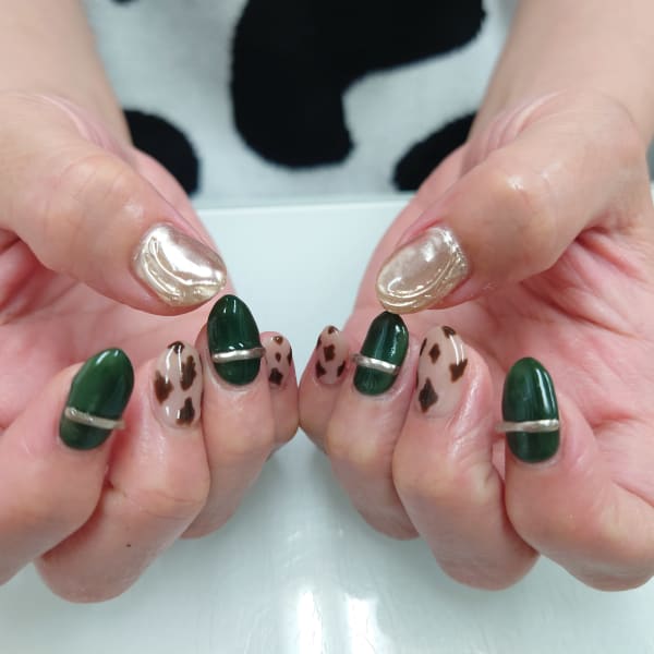 秋ネイル　アニマルネイル