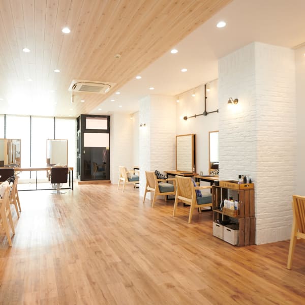 Little 池袋 リトルイケブクロ の予約 サロン情報 美容院 美容室を予約するなら楽天ビューティ