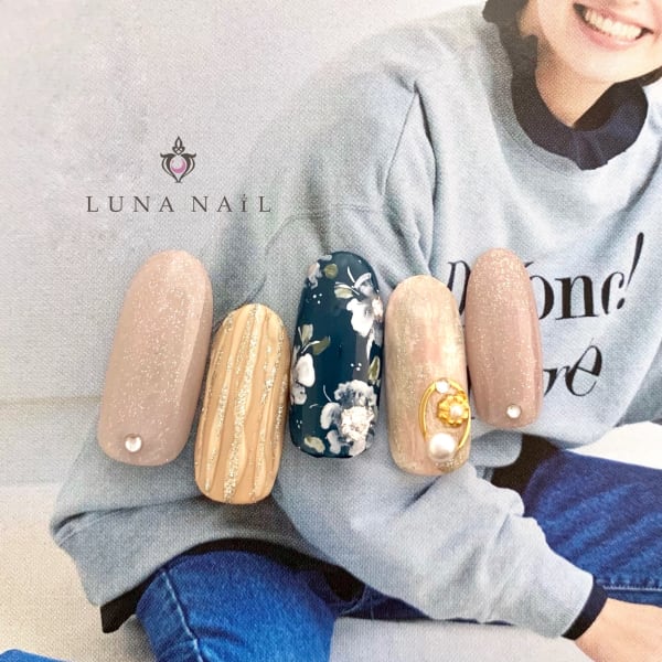 Luna Nail ルナネイル の予約 サロン情報 ネイル まつげサロンを予約するなら楽天ビューティ