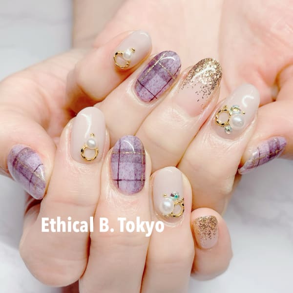 チェックネイル