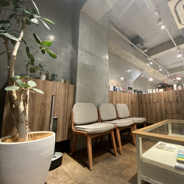 HAIR & MAKE EARTH 大和店