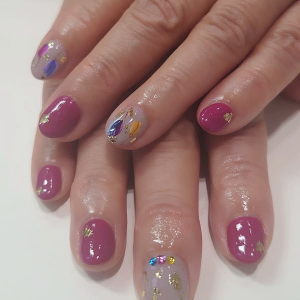 〈ジェル〉手書き風フラワーネイル