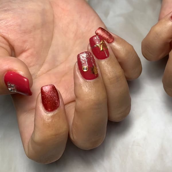 プレゼントネイル