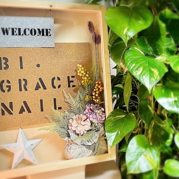 bi.grace nail