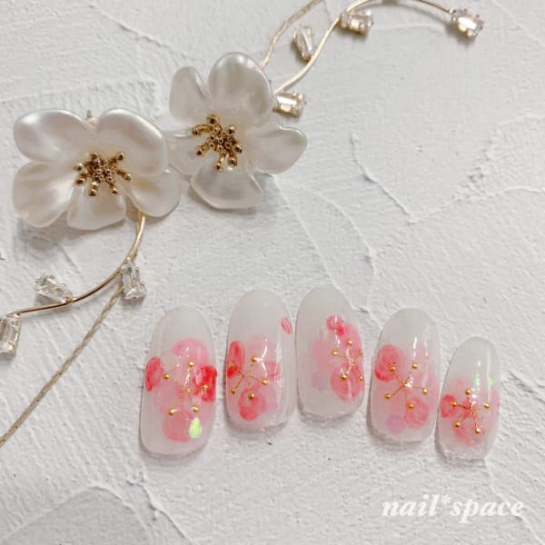 梅の花ぽわぽわネイル