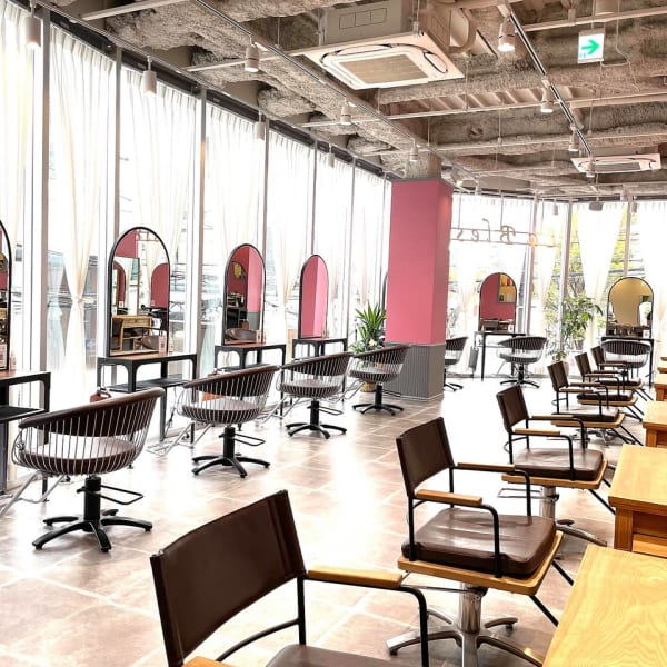 LaBless梅田茶屋町《髪質改善/ヘッドスパ/メンズ歓迎》