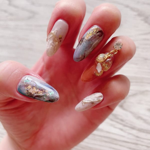 大理石ネイル