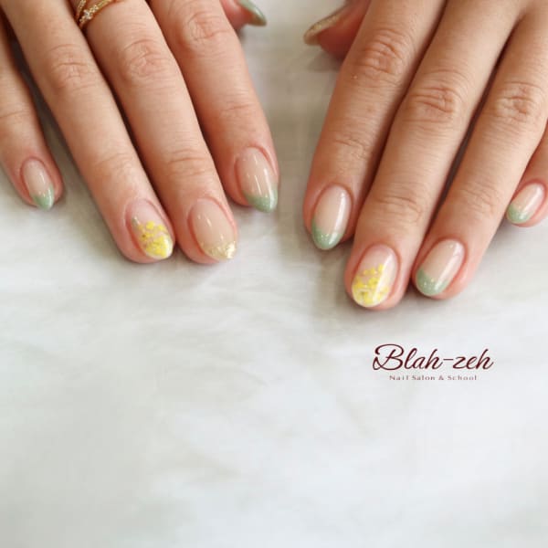 フレンチ×押し花ネイル