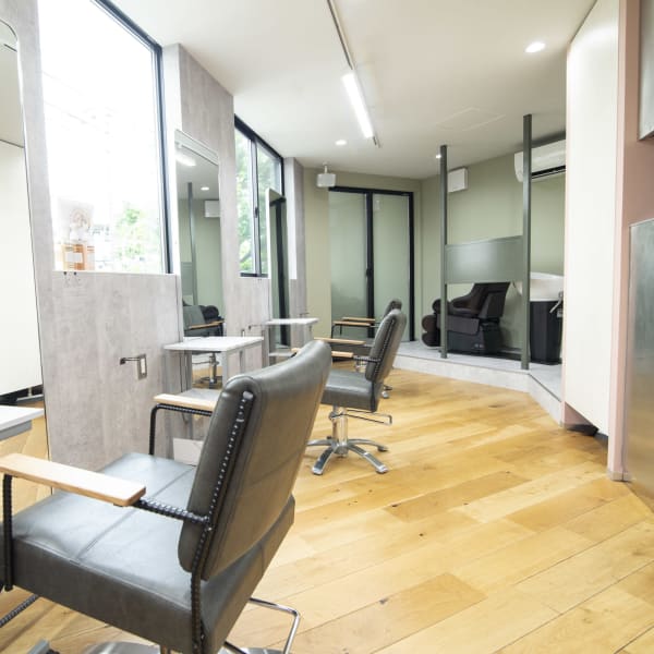 calm by liko 学芸大学