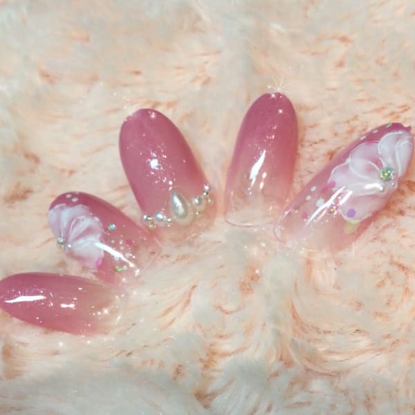 カラーグラデーション+手描きフラワー