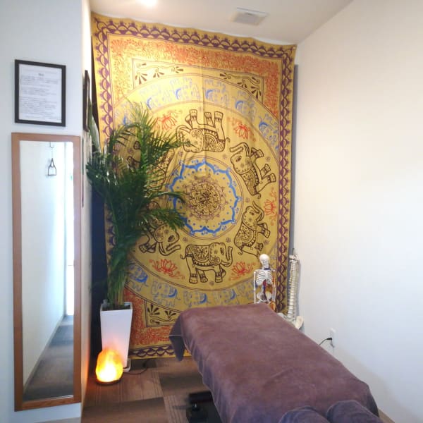 本郷駅前整体アマ