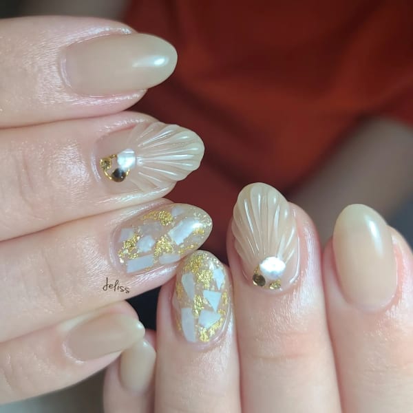 人魚の鱗|美爪育成ネイル&頭蓋骨小顔矯正サロン-Jeliss-