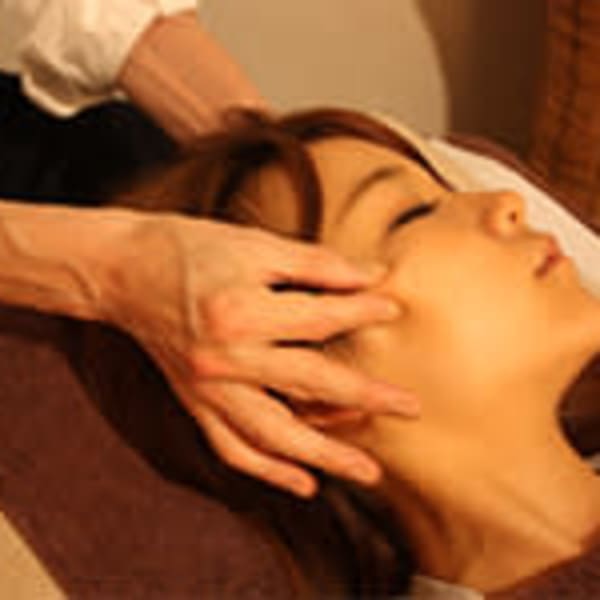 サバーイカーイ-空-名駅 美容姿勢