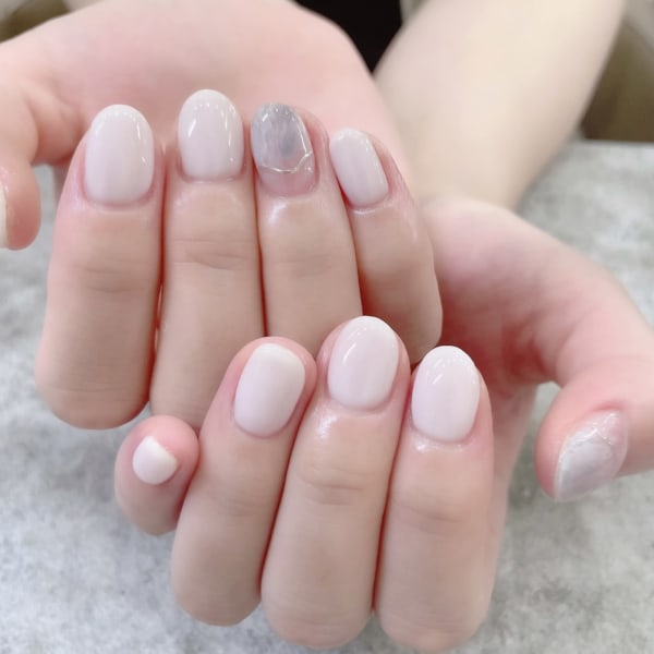 シンプルグレーニュアンス(池袋／ネイル)