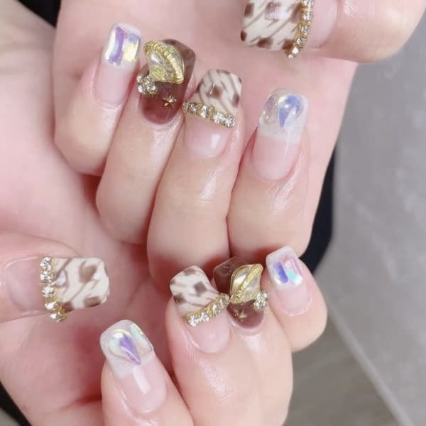 ブラウン千鳥柄ネイル(池袋/池袋東口/池袋駅前)|prize Iris池袋 池袋東口店 【ネイルサロン】