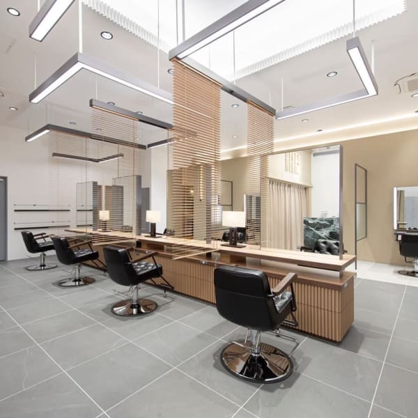 HAIR & MAKE EARTH 新庄店