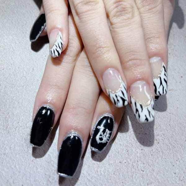 上村 未来のネイルデザイン|Nail salonTuran