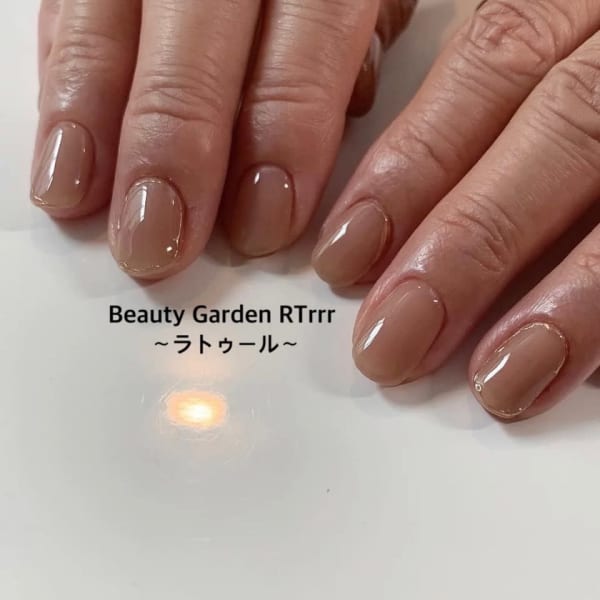 ヌーディーカラーネイル