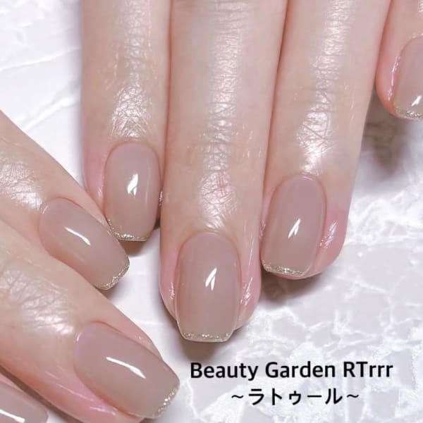 ヌーディー×極細ラメ|Total Beauty ラトゥール