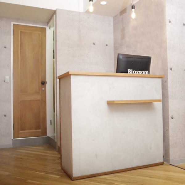 Blossom 池袋店【ヘッドスパ／髪質改善】