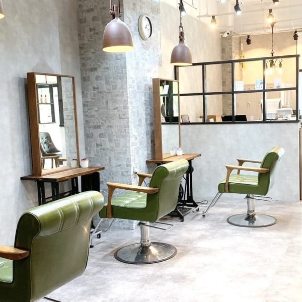 Agu hair aura 堺東店