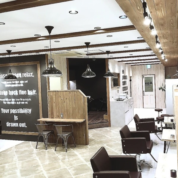 Agu hair emu 和歌山駅前店