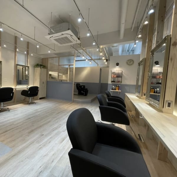 Agu hair couver 泉大津店