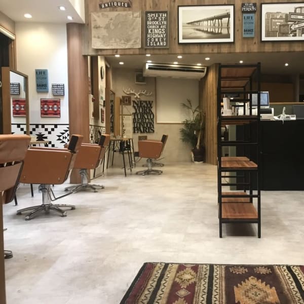 Agu hair whirl 徳島イオン前店