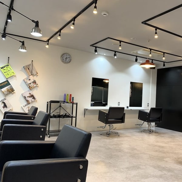 Agu hair noble 奈良学園前店