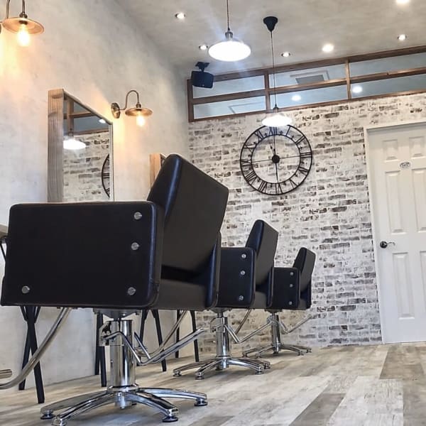 Agu hair favor 和歌山岩出店