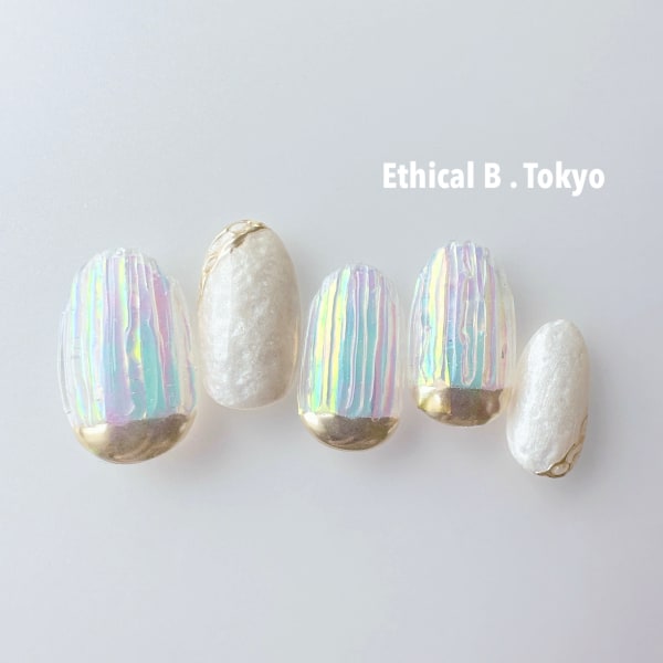 オーロラプリーツネイル