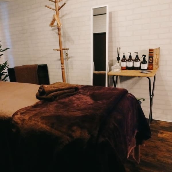 都度払いの脱毛サロン bluerois