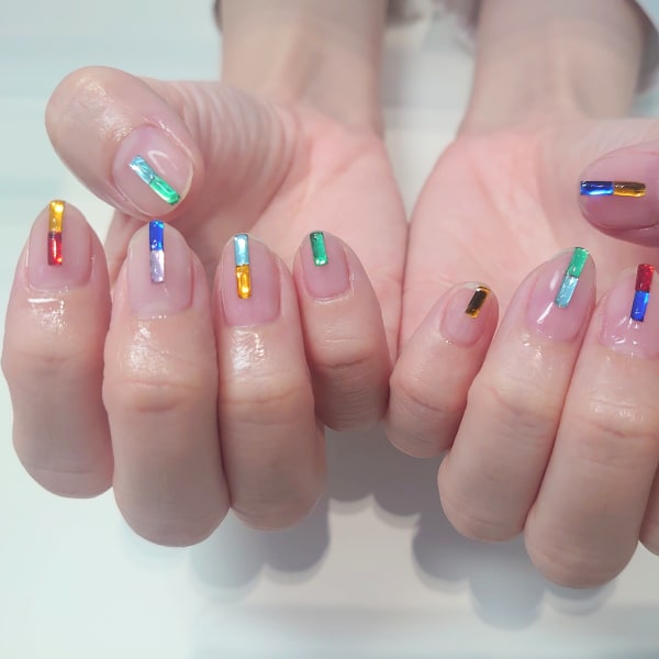 〈ジェル〉カラフルストーンネイル❤️💛💚💙