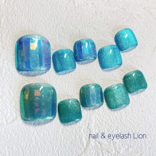 うるうるキラキラ!フットマグネットネイル