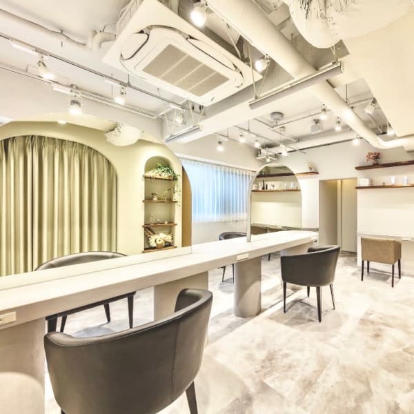 ElEn. 似合わせ小顔カット&髪質改善サロン 池袋