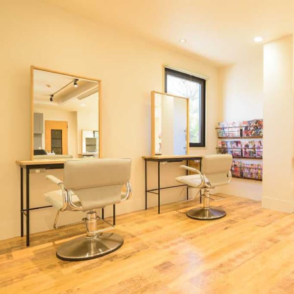 TRIBECA HAIR SALON 新柏