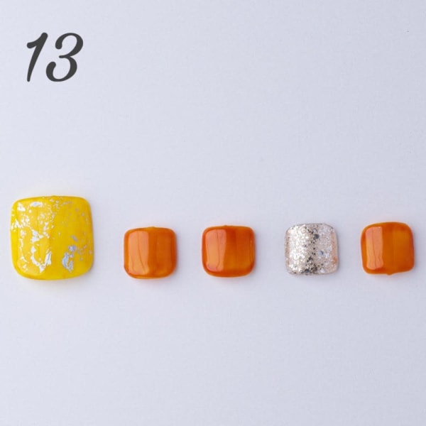フットネイル：No.13