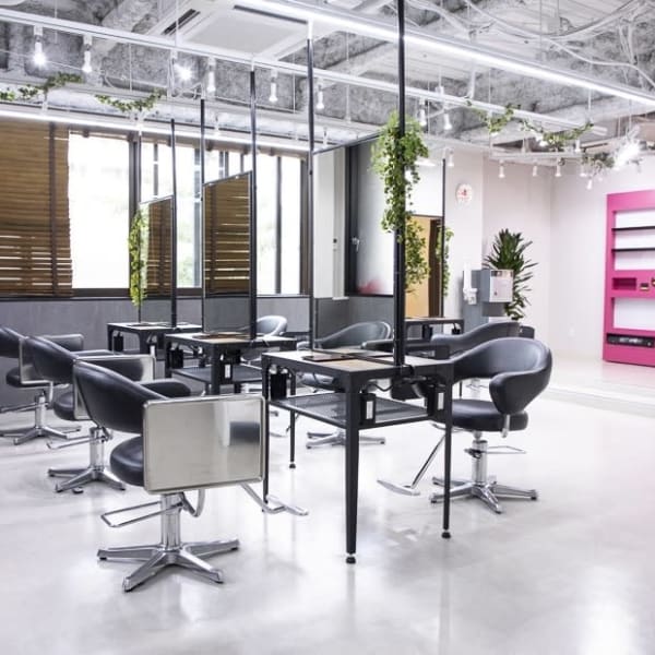 カラーリゾートAi 御徒町/仲御徒町/上野御徒町店