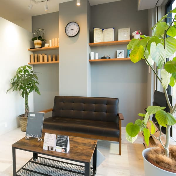 Hair Lounge Uru