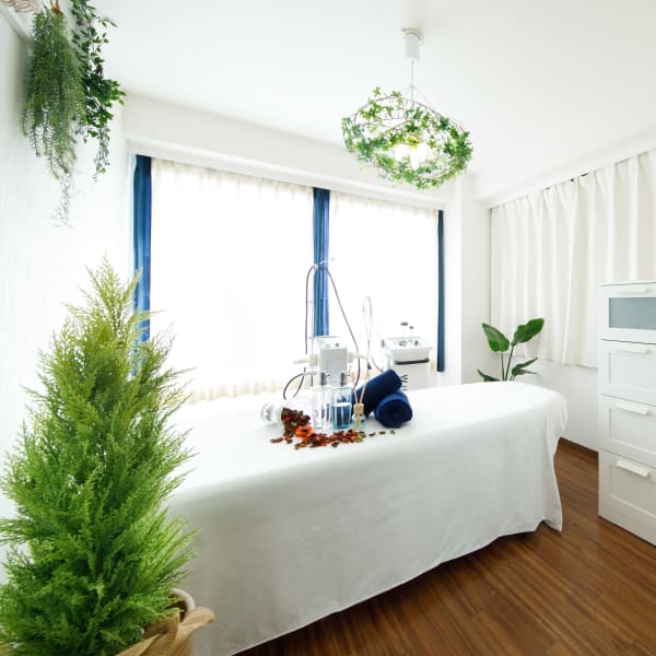 サロンドメロウ