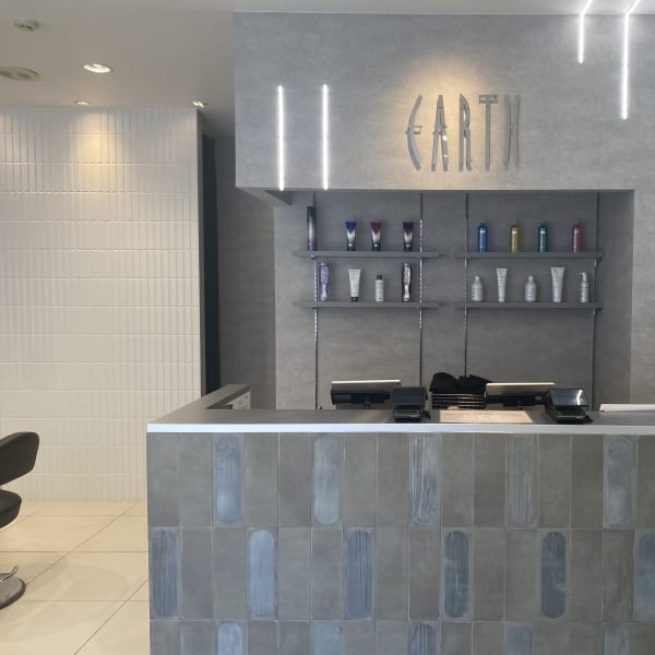HAIR & MAKE EARTH 二俣川店