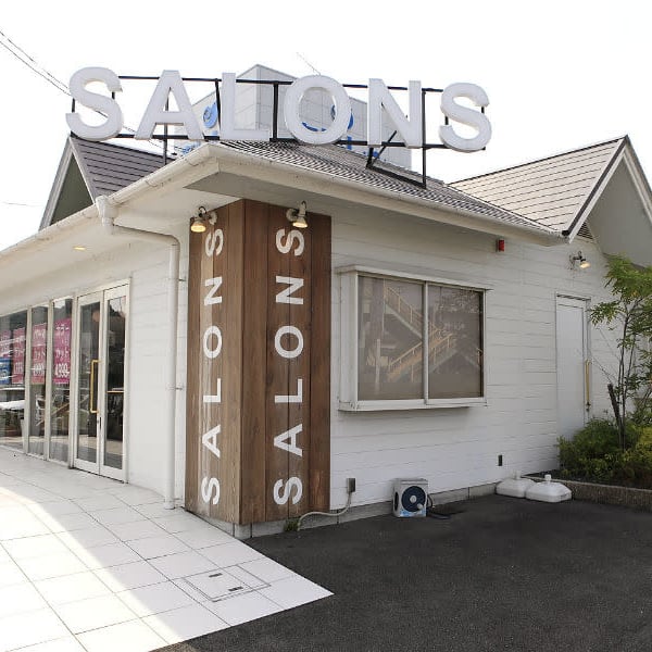 SALONS HAIR 松山鴨川店