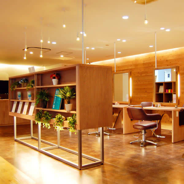 SALONS HAIR 福山三吉店